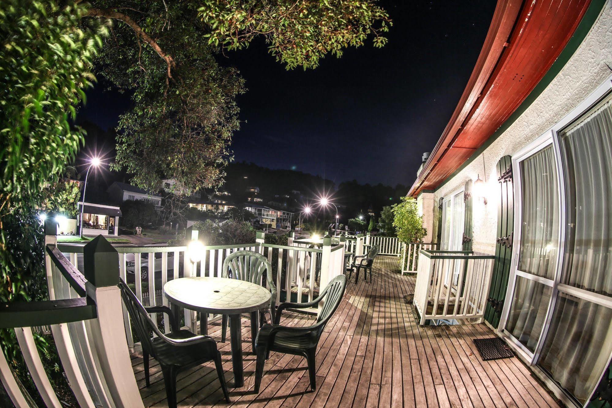 Centabay Lodge And Backpackers Paihia Exterior photo